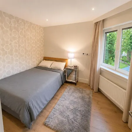 Quiet Double Ensuite In Prestige Location 게스트하우스 더블린